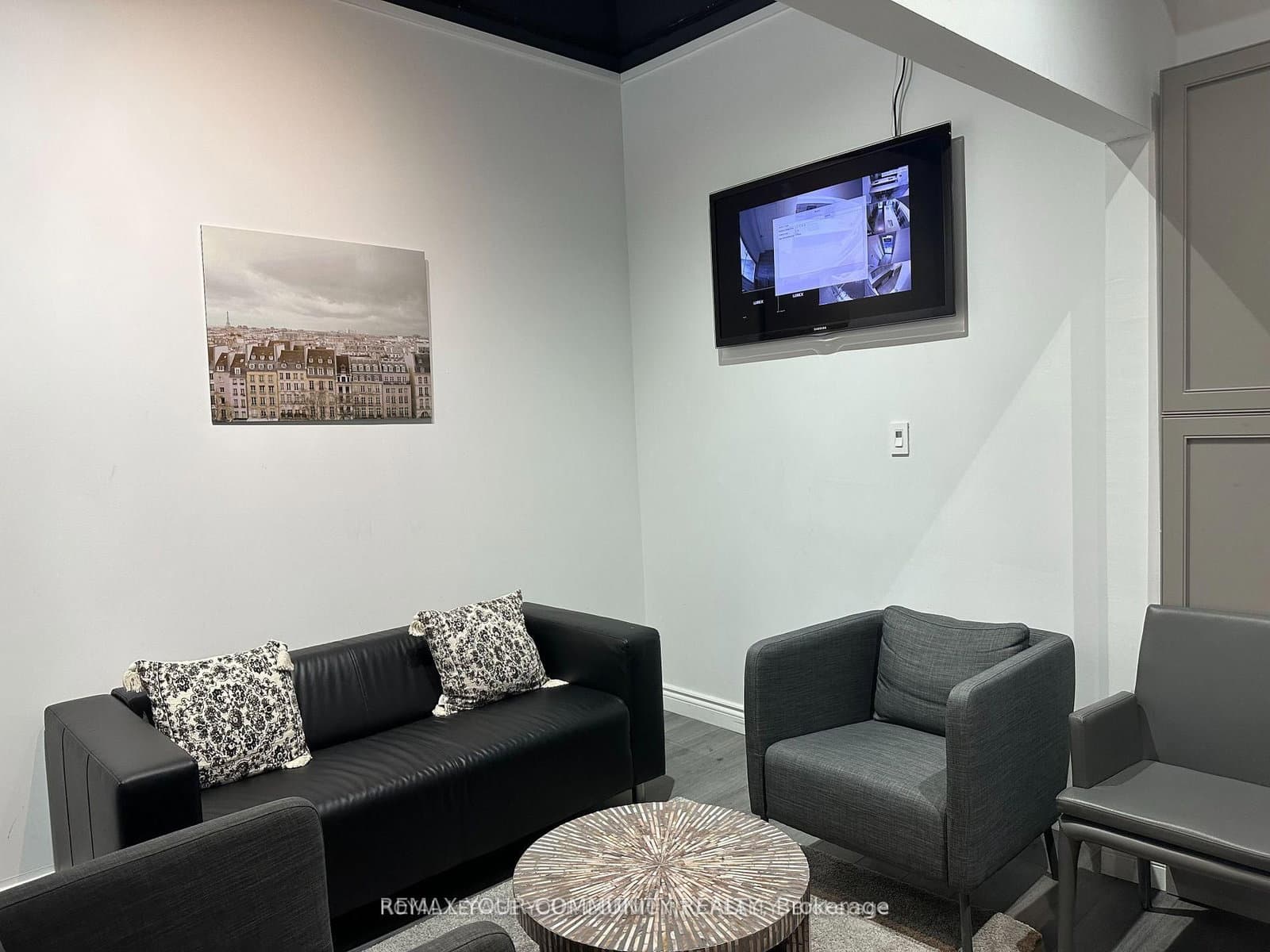 7181 Yonge Street, Unit 18 thumbnail 8