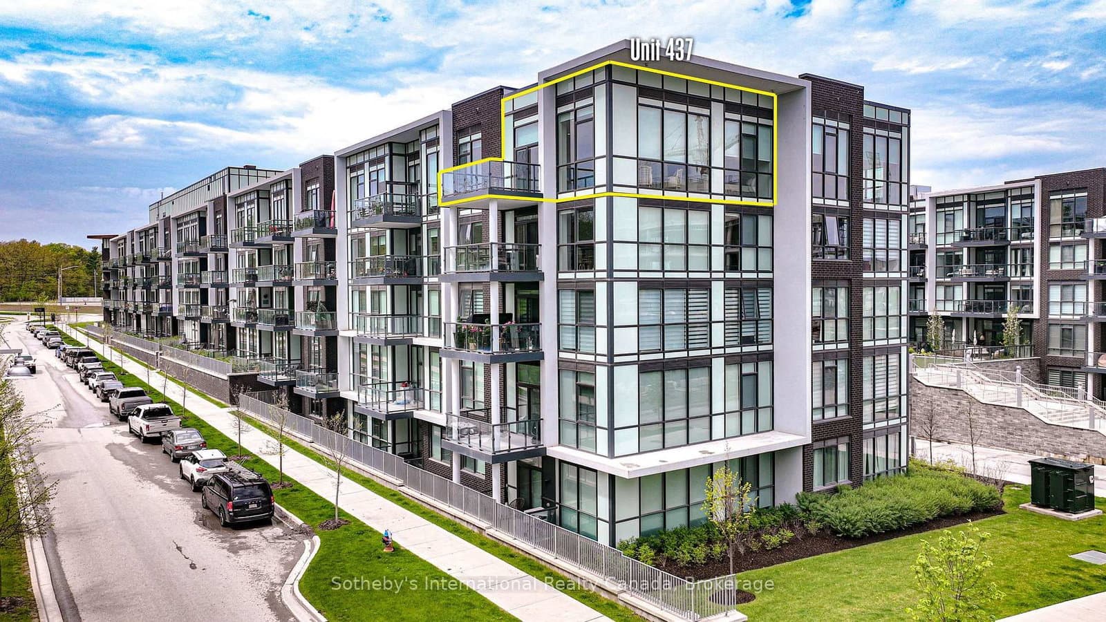 #437 - 415 SEA RAY Avenue