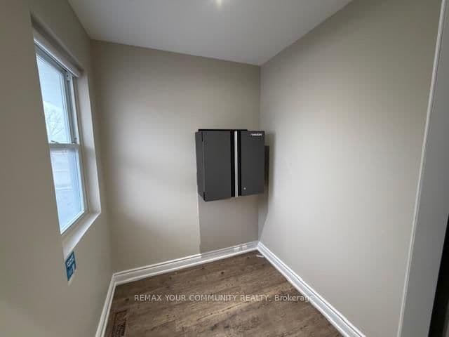 13 John Street W, Unit C thumbnail 13
