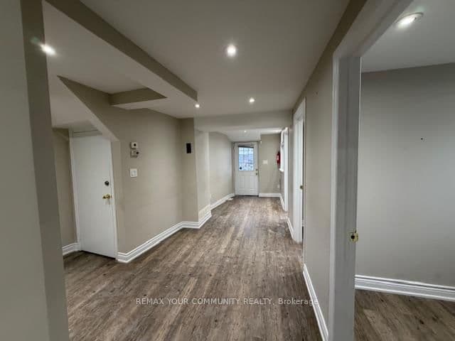 13 John Street W, Unit C thumbnail 16
