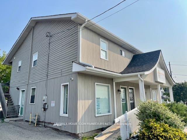 13 John Street W, Unit C thumbnail 18