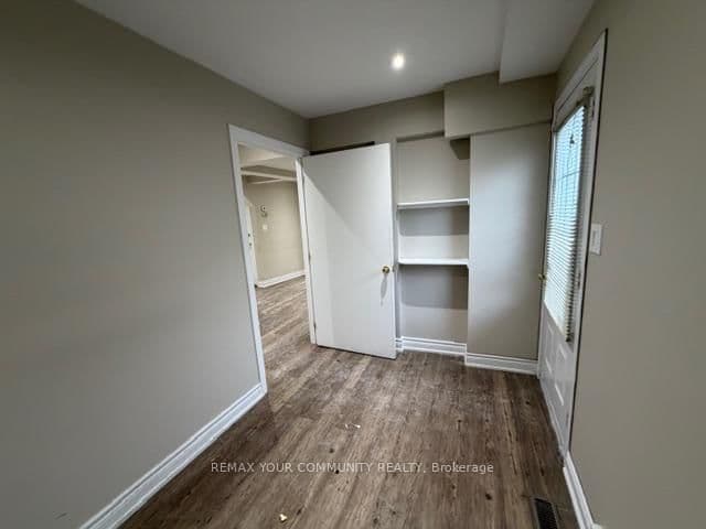 13 John Street W, Unit C thumbnail 9