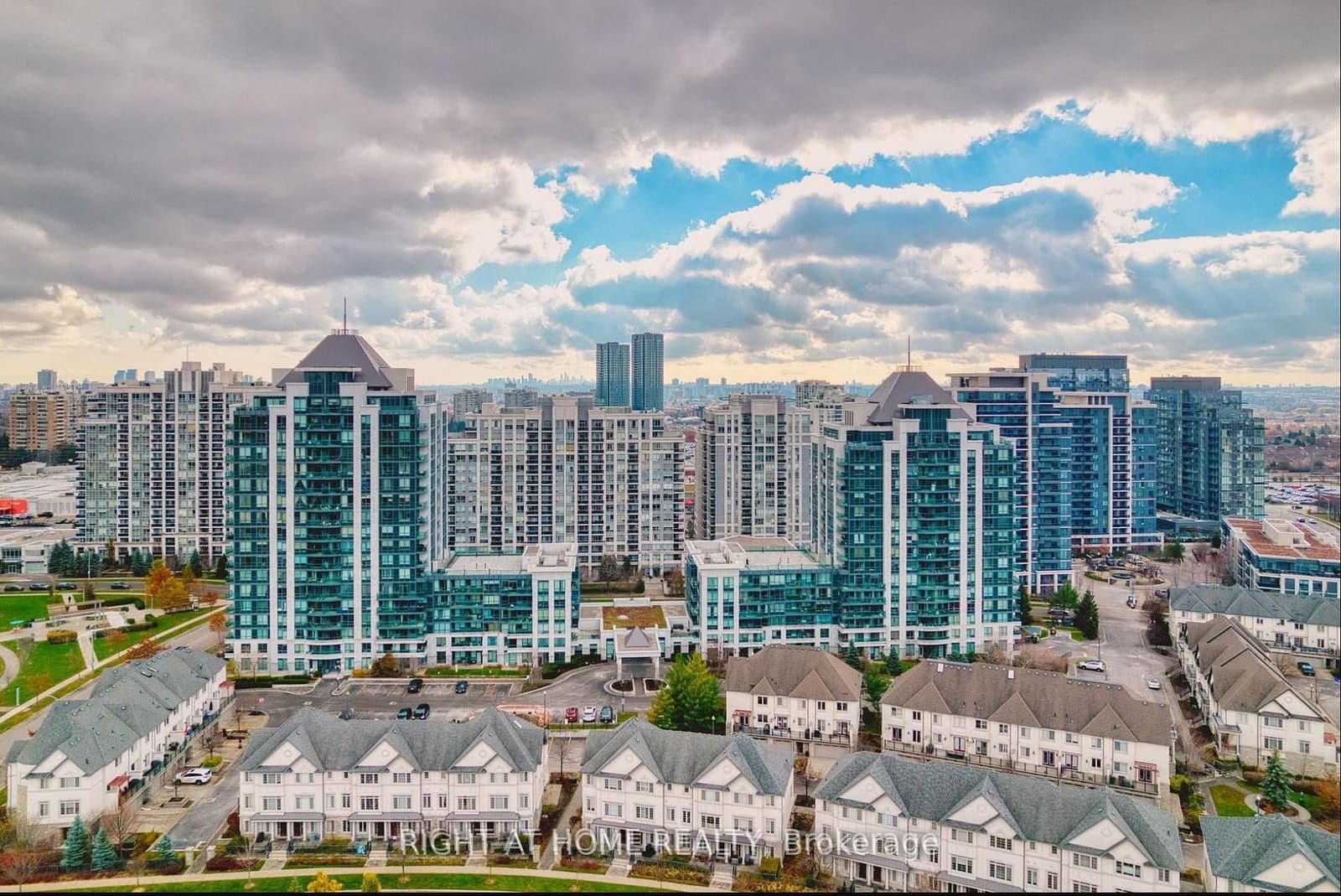 #804 - 20 North Park Road