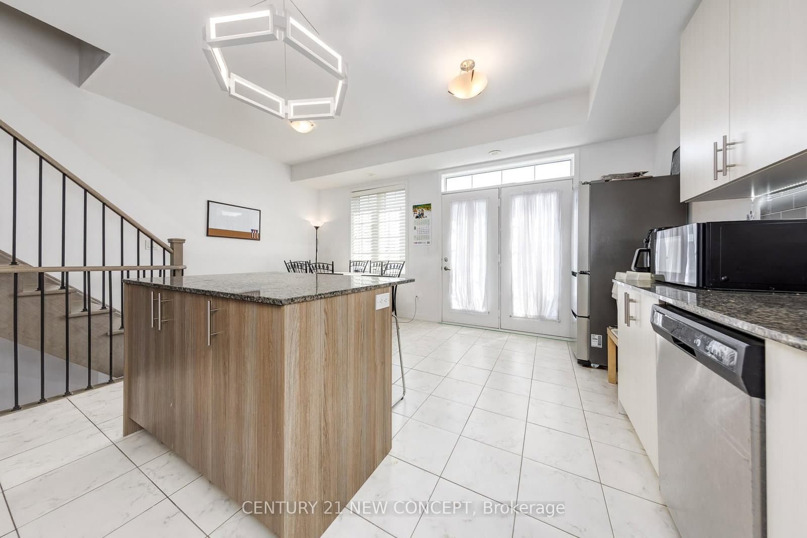 227 Harding Park Street thumbnail 7