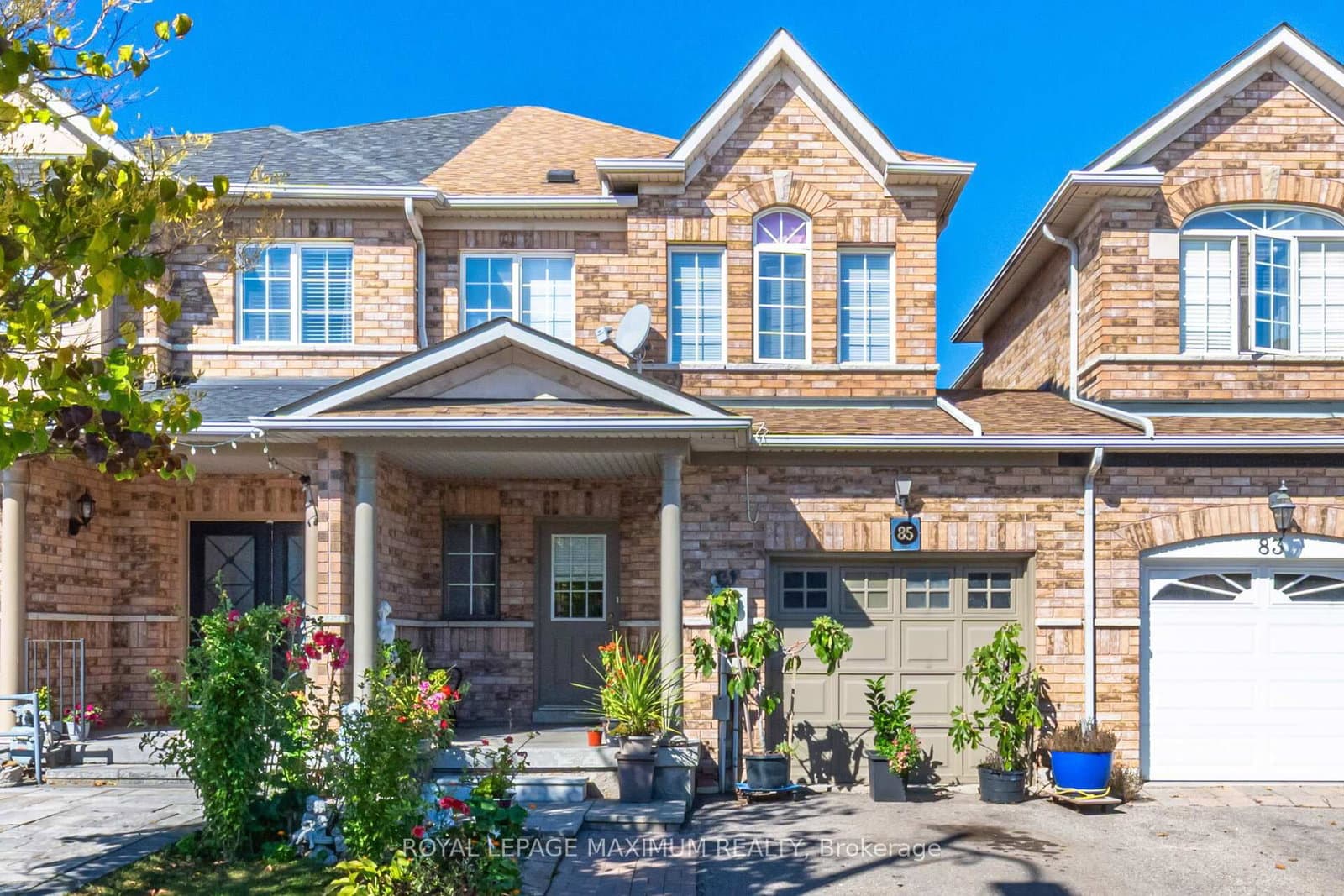 85 Ronan Crescent - Image 1
