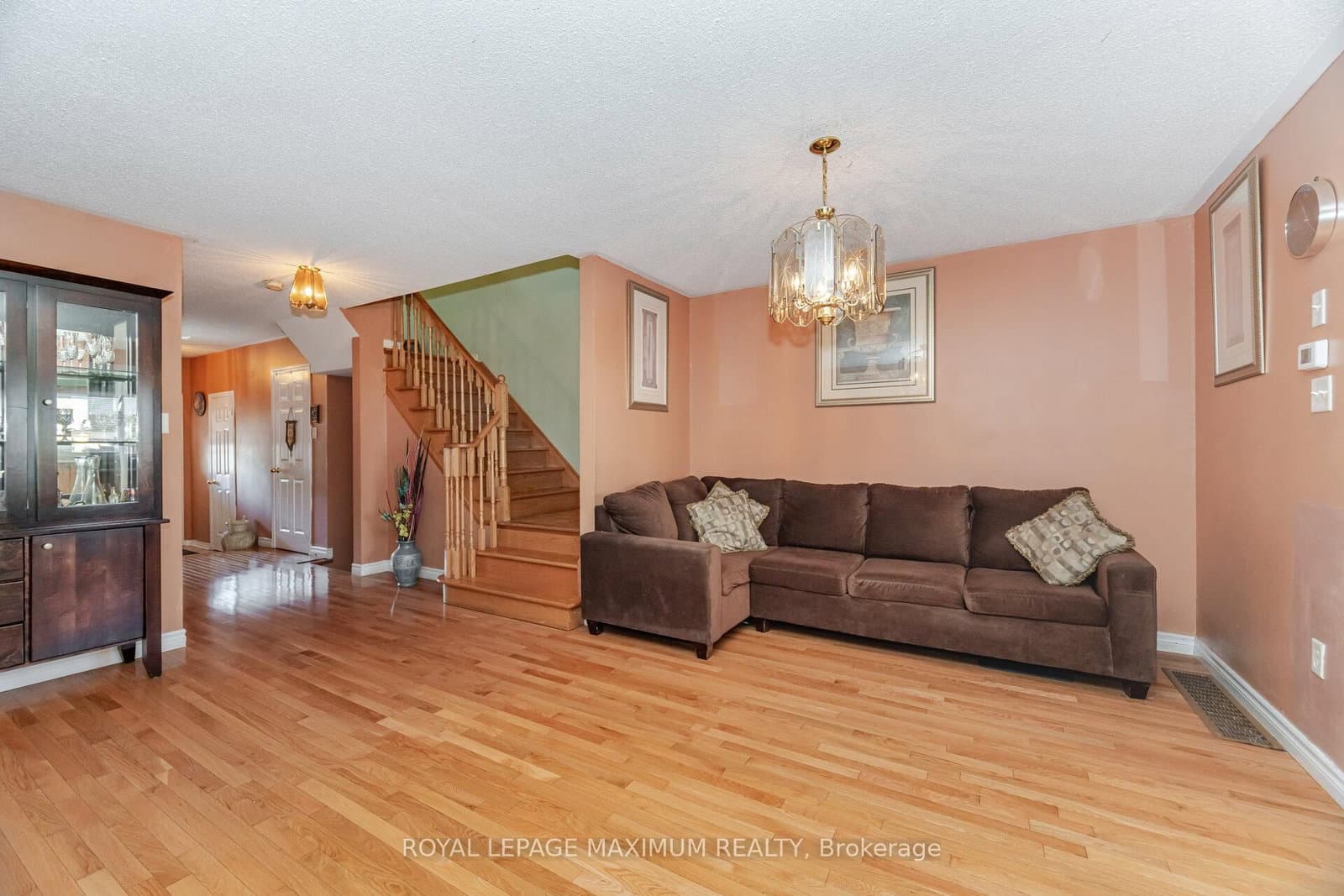 85 Ronan Crescent thumbnail 11