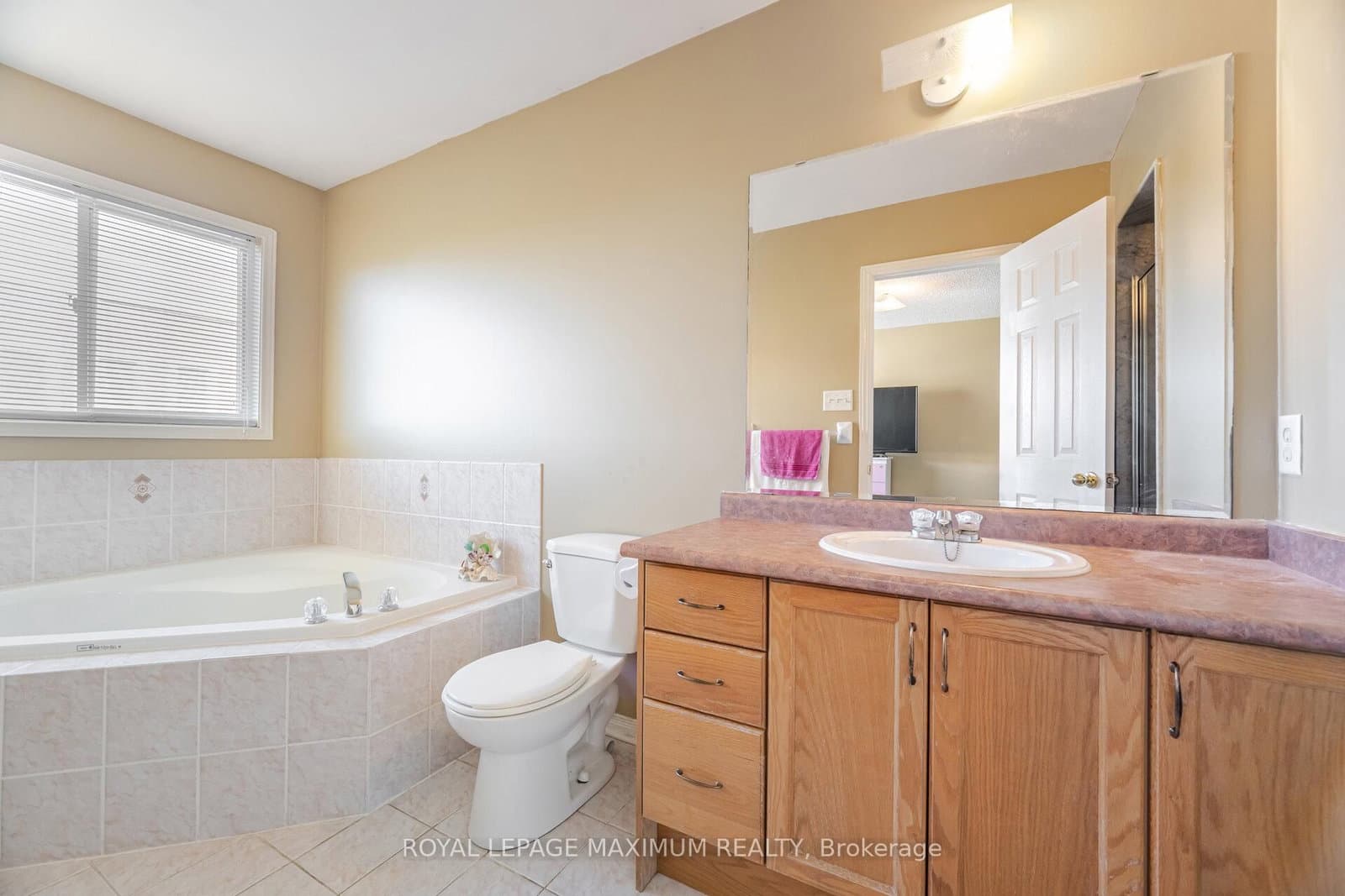 85 Ronan Crescent thumbnail 26