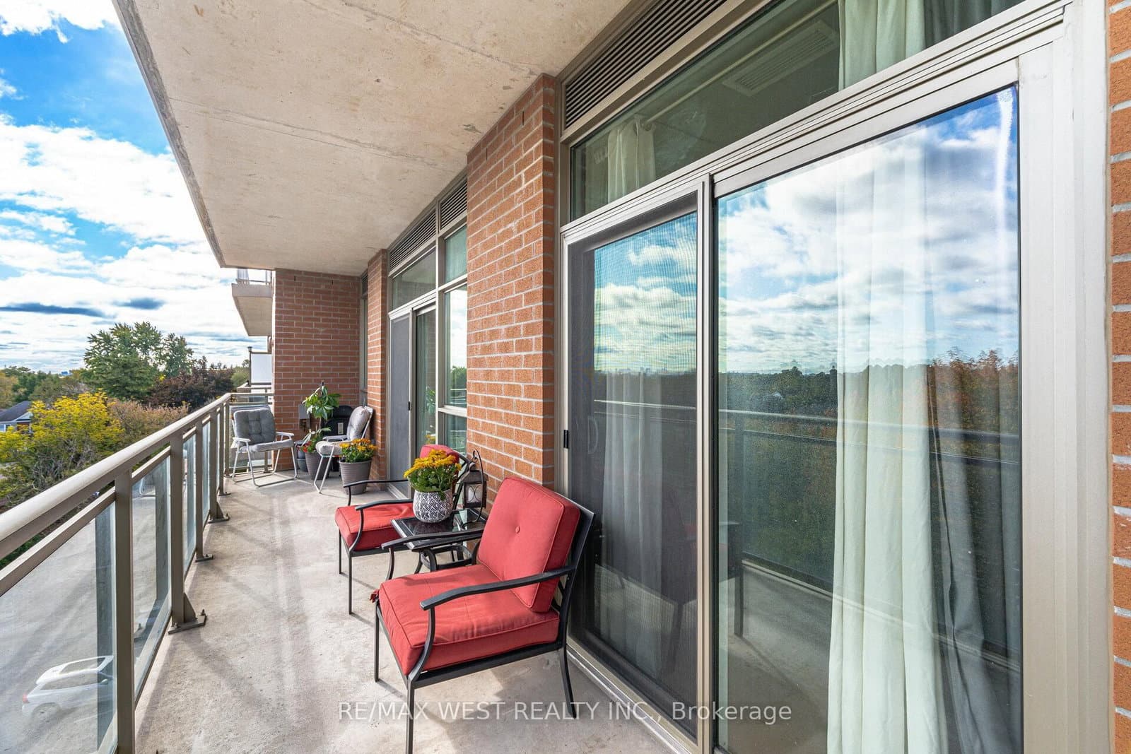 281 Woodbridge Avenue, Unit 509 thumbnail 22