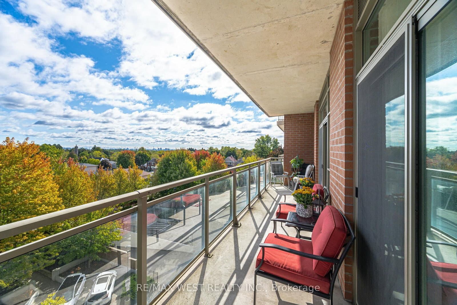 281 Woodbridge Avenue, Unit 509 thumbnail 23