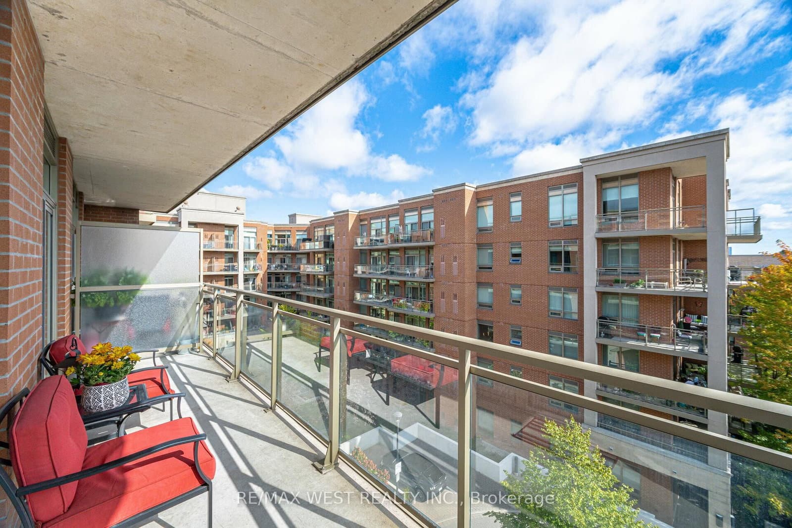 281 Woodbridge Avenue, Unit 509 thumbnail 24