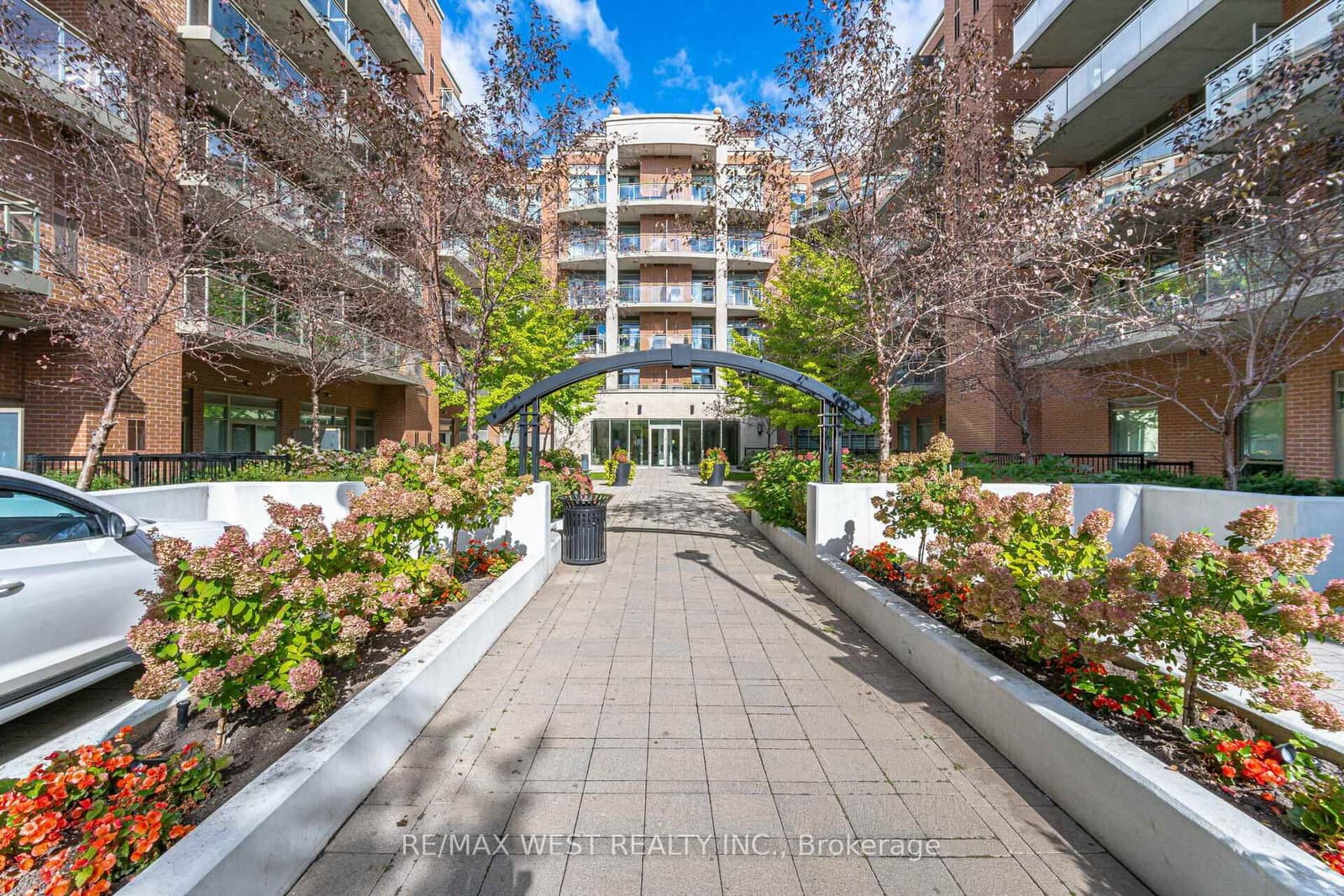 281 Woodbridge Avenue, Unit 509 thumbnail 30