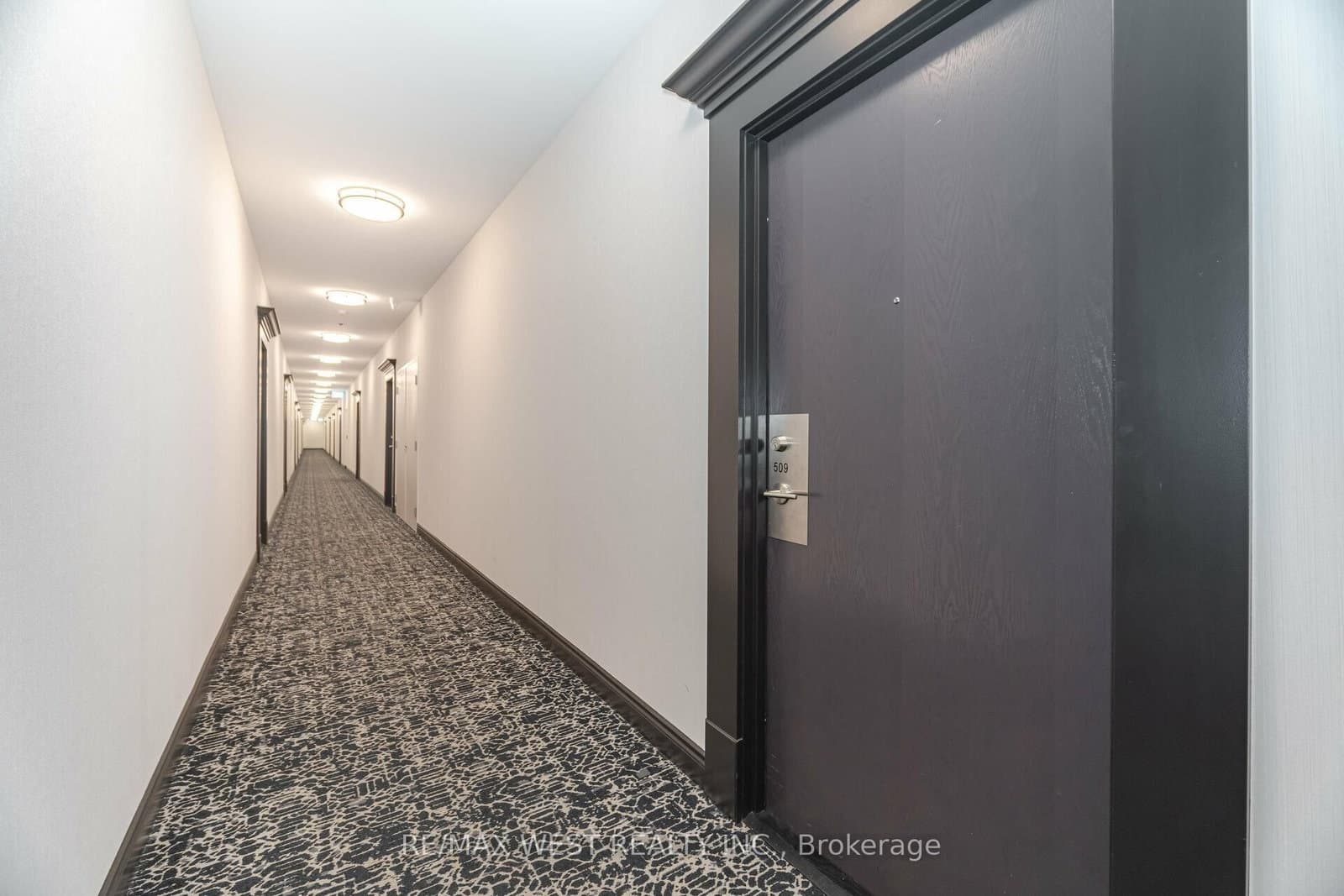 281 Woodbridge Avenue, Unit 509 thumbnail 5