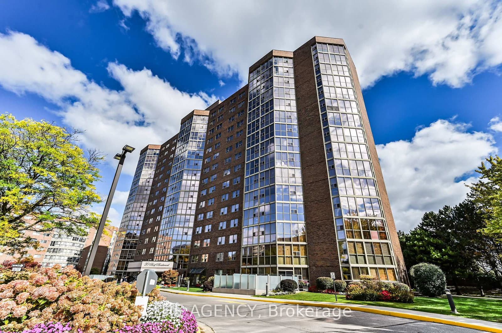 #306 - 20 Baif Boulevard