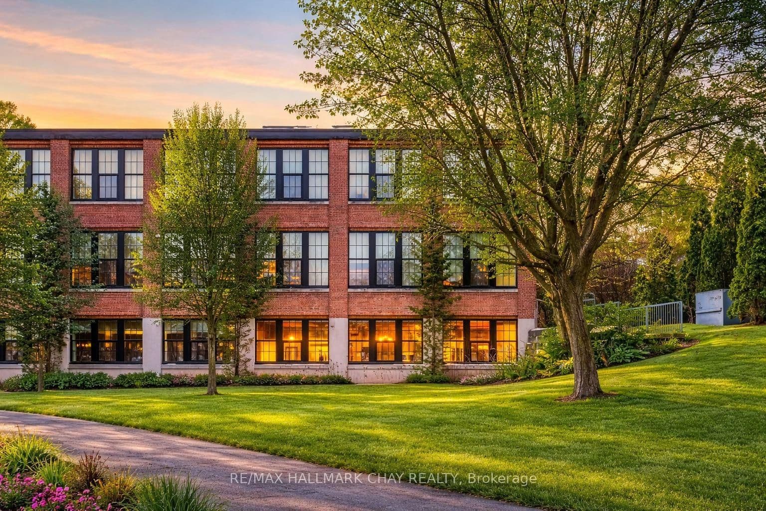 #106 - 543 Timothy Street