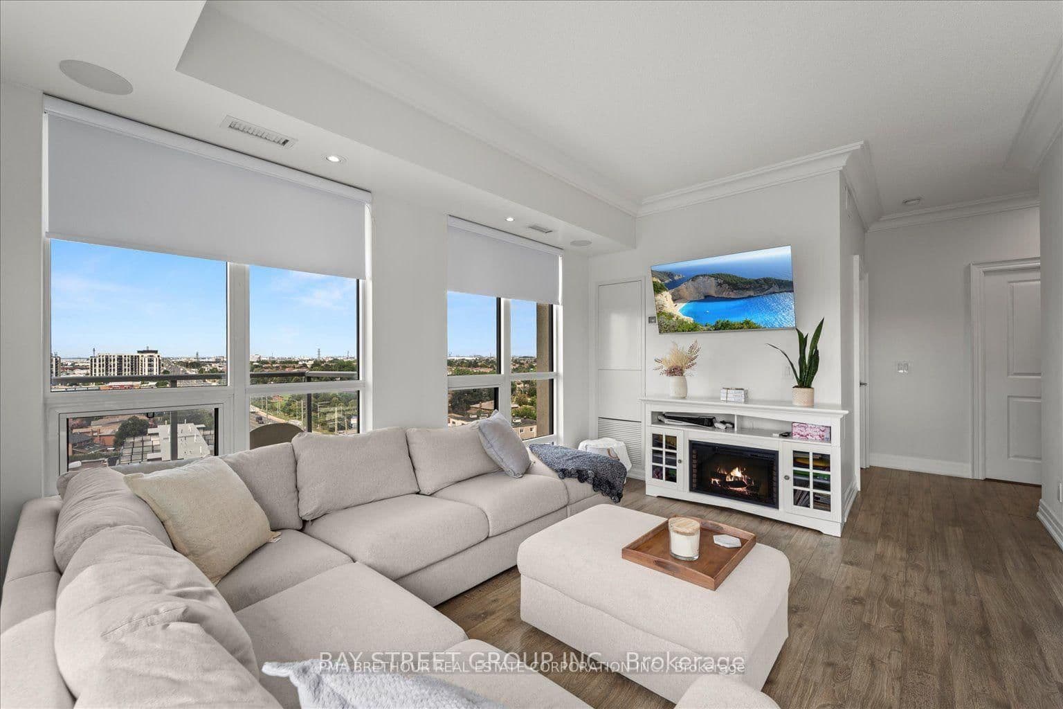 7730 Kipling Avenue, Unit 902 thumbnail 6