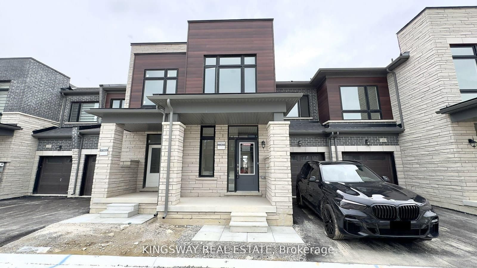 16 Blick Crescent