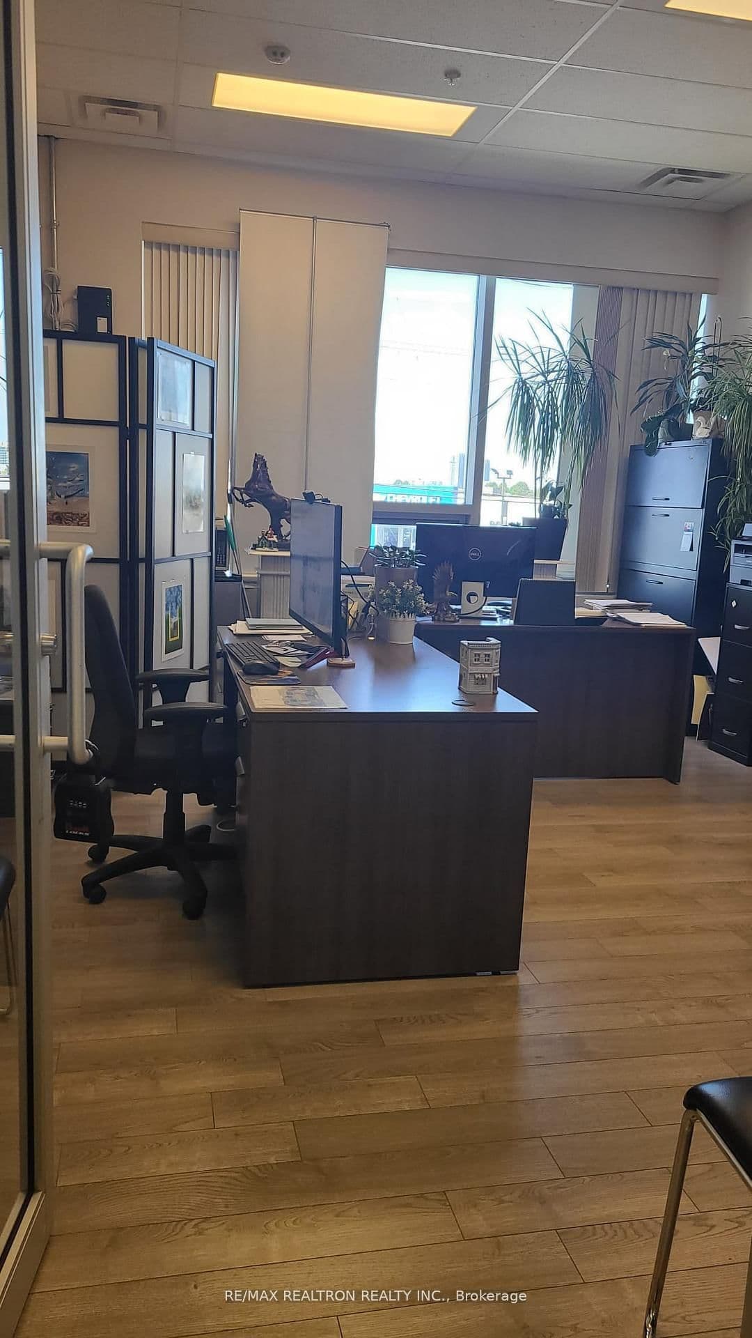7163 Yonge Street, Unit 236 thumbnail 2