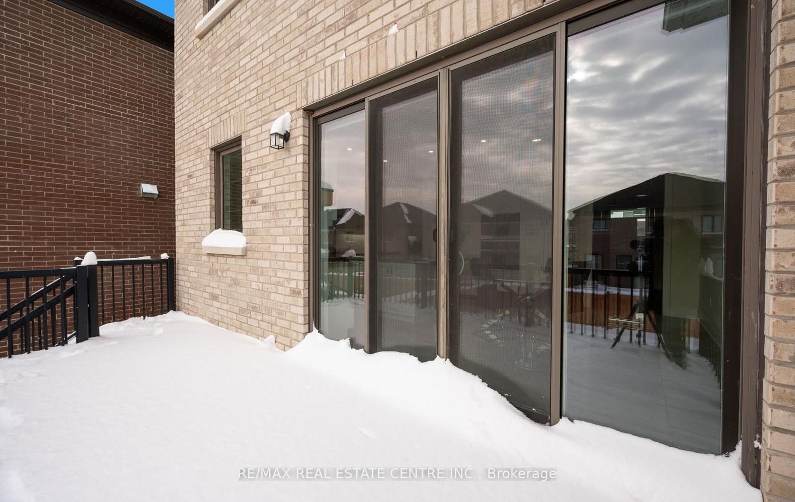 160 Wainfleet Crescent thumbnail 49