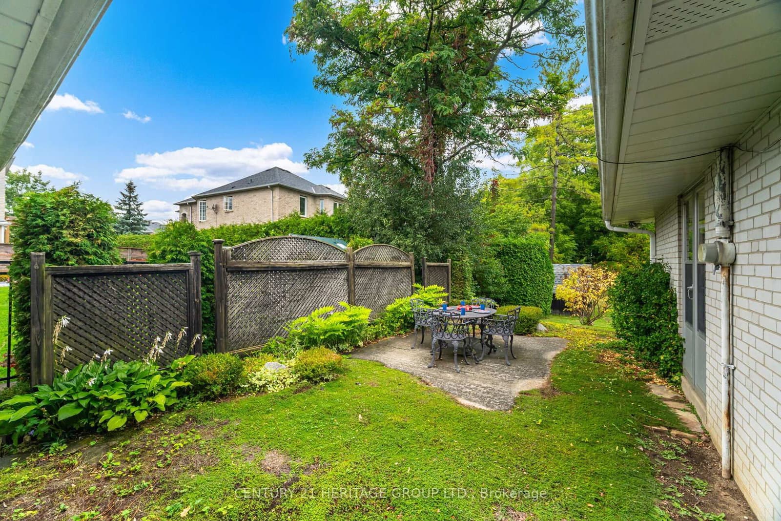 22 Poplar Drive thumbnail 3