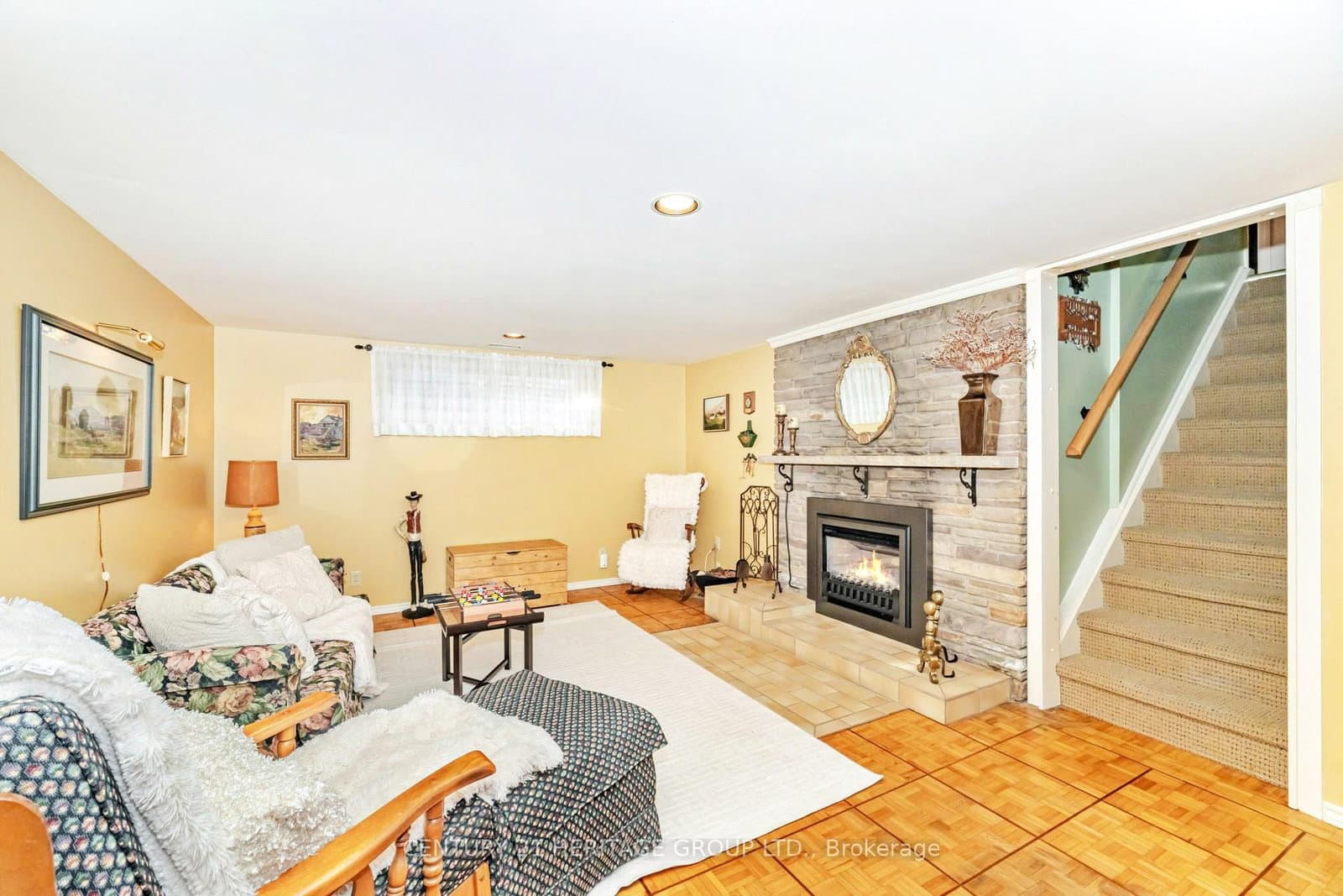 22 Poplar Drive thumbnail 35