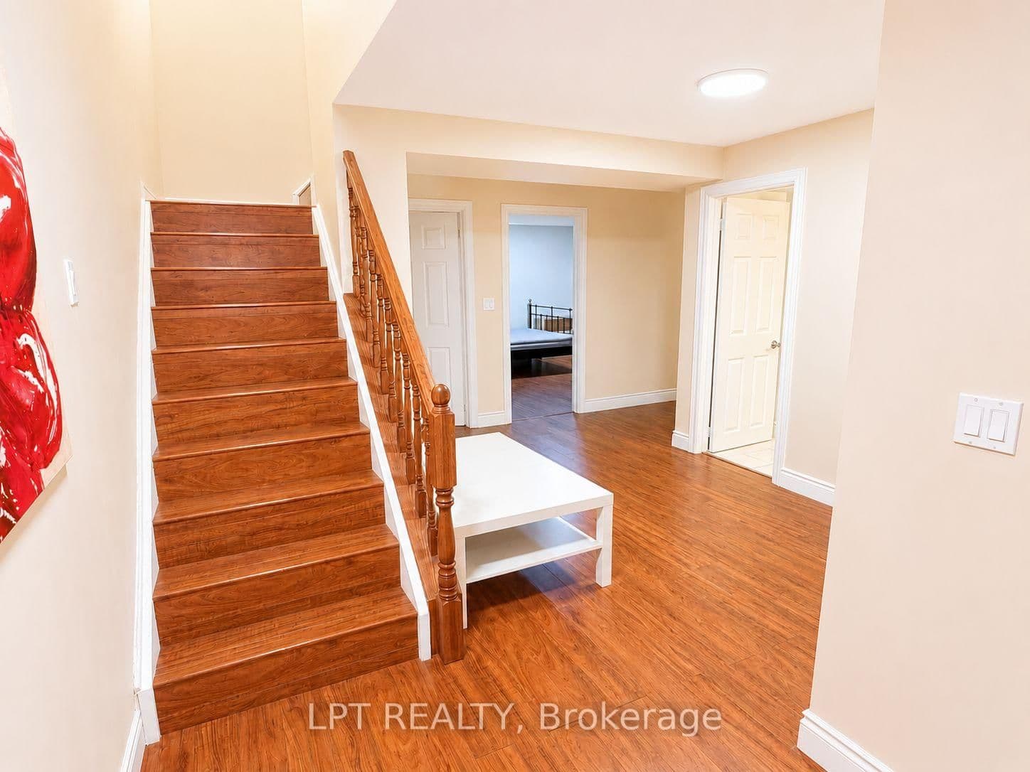 14 Hazelton Avenue, Unit Basement thumbnail 4