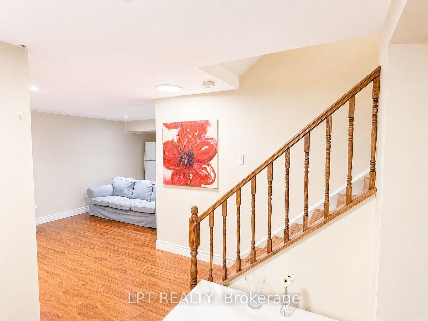 14 Hazelton Avenue, Unit Basement thumbnail 7