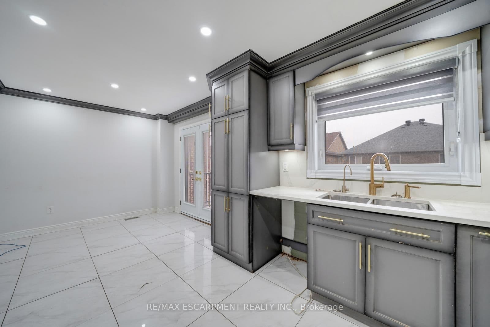 84 Andriana Crescent thumbnail 10
