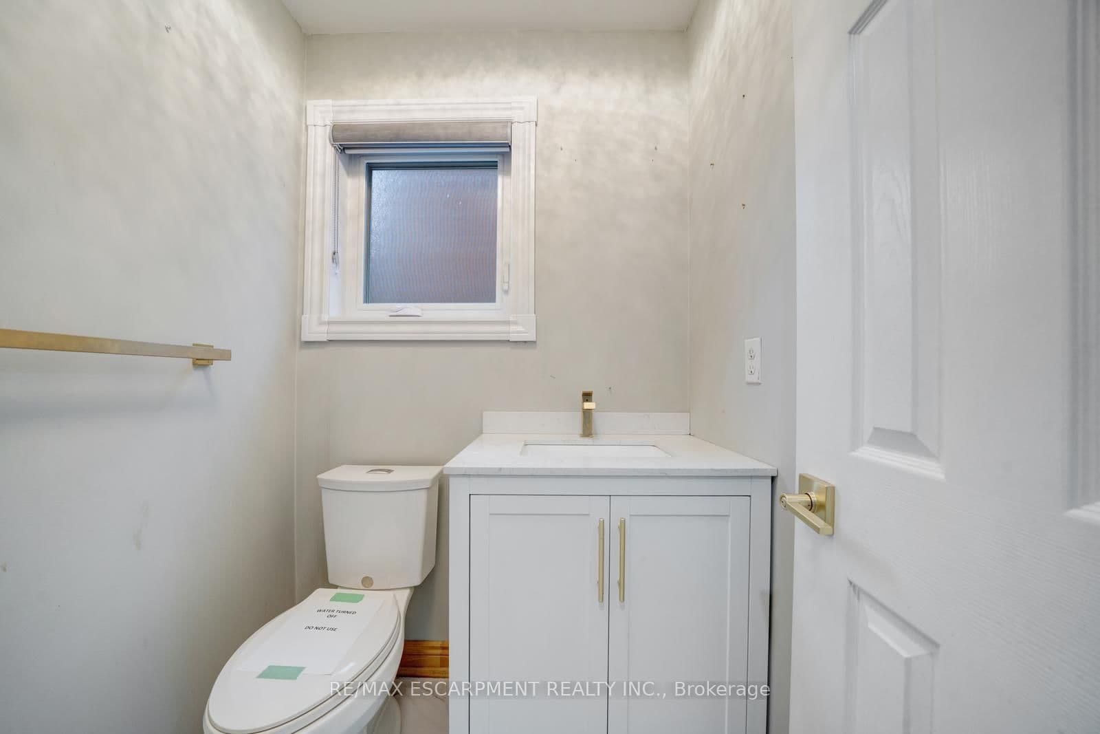 84 Andriana Crescent thumbnail 12