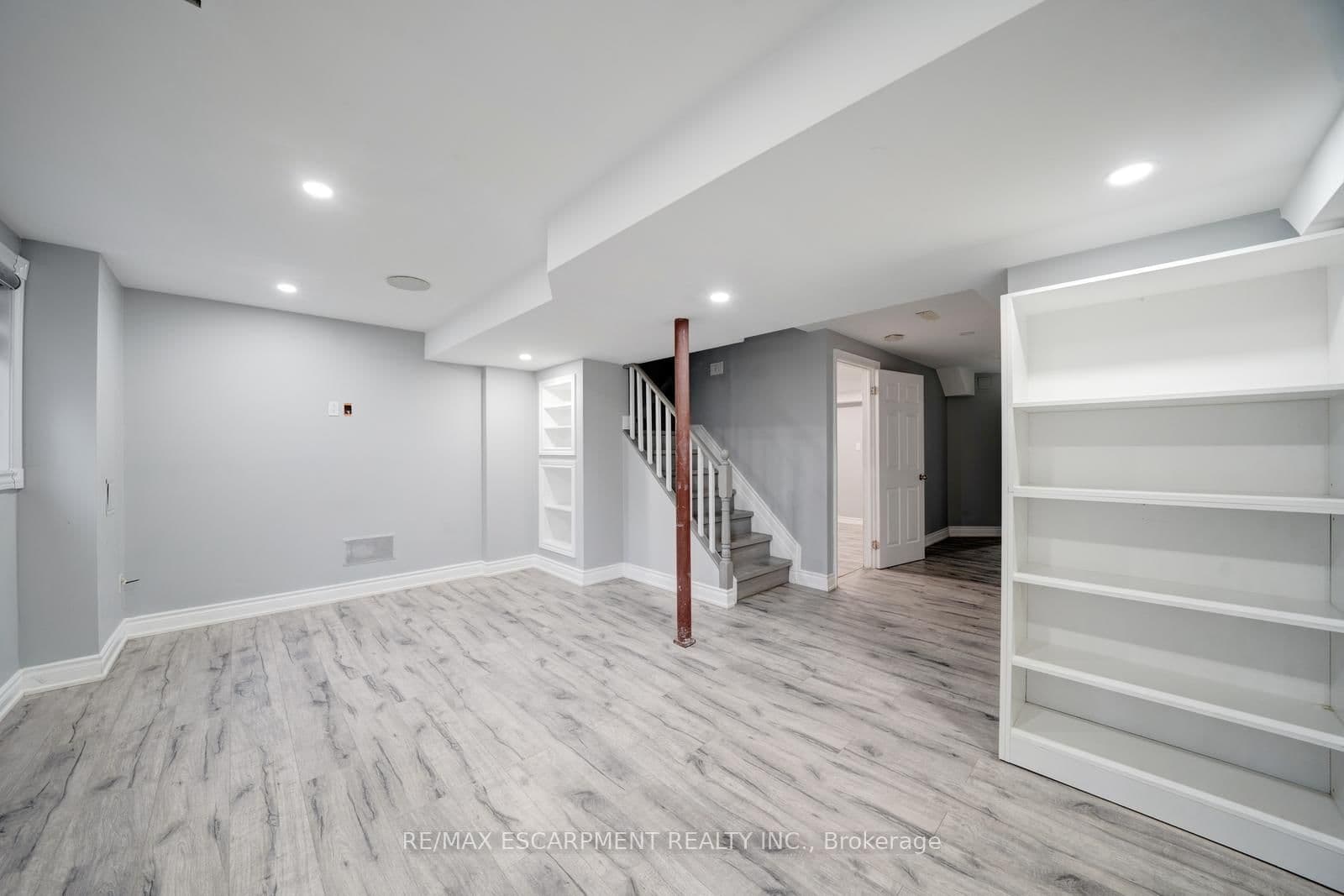 84 Andriana Crescent thumbnail 28