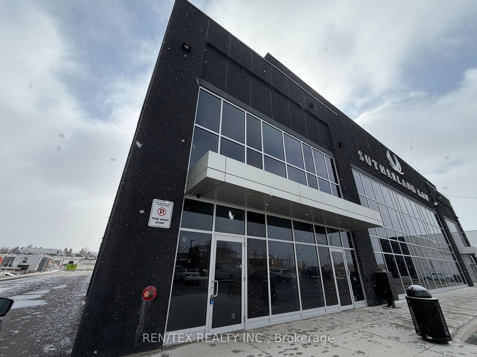 169 Cityview Boulevard, Unit 2 thumbnail 2