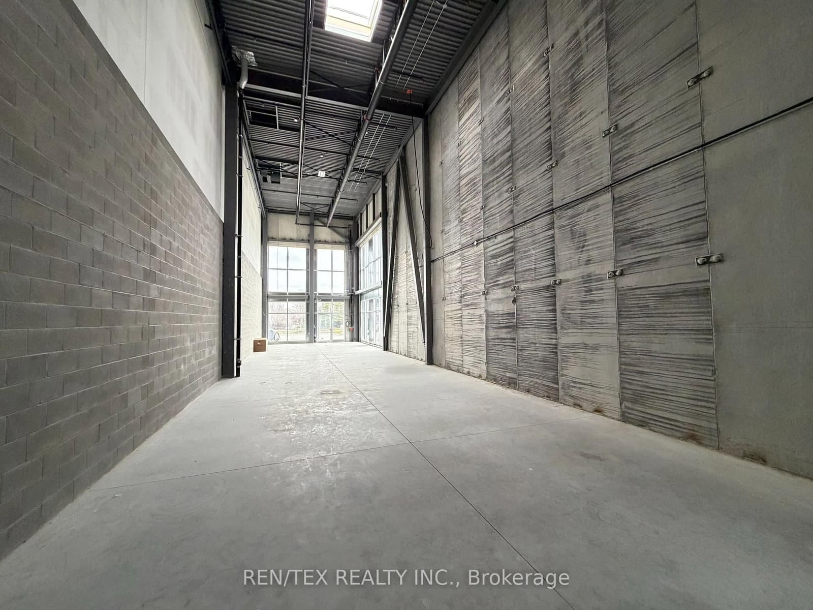 169 Cityview Boulevard, Unit 2 thumbnail 7
