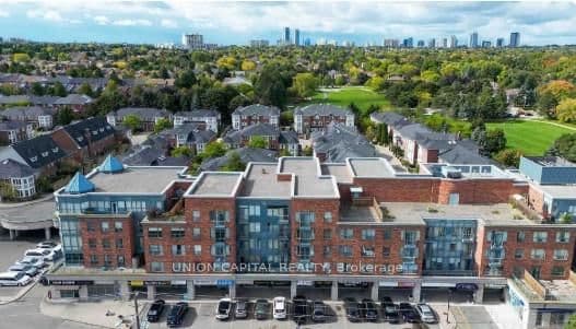 #313 - 7398 Yonge Street