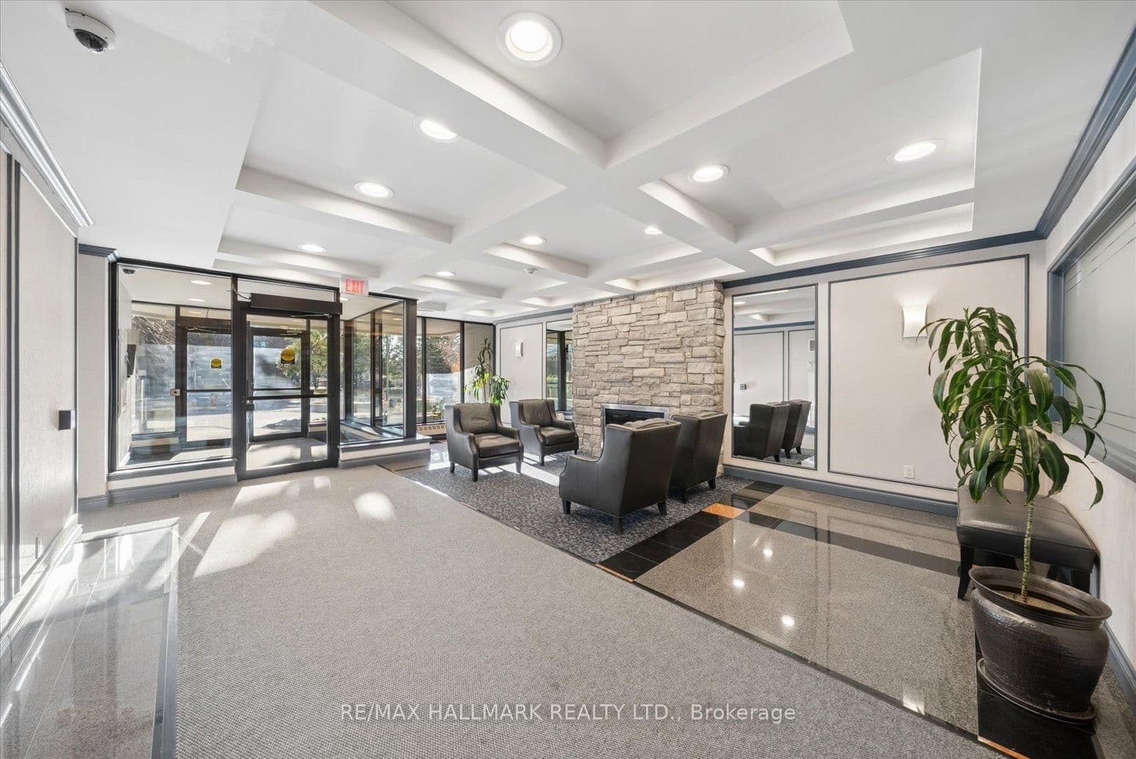 81 Townsgate Drive, Unit 512 thumbnail 40
