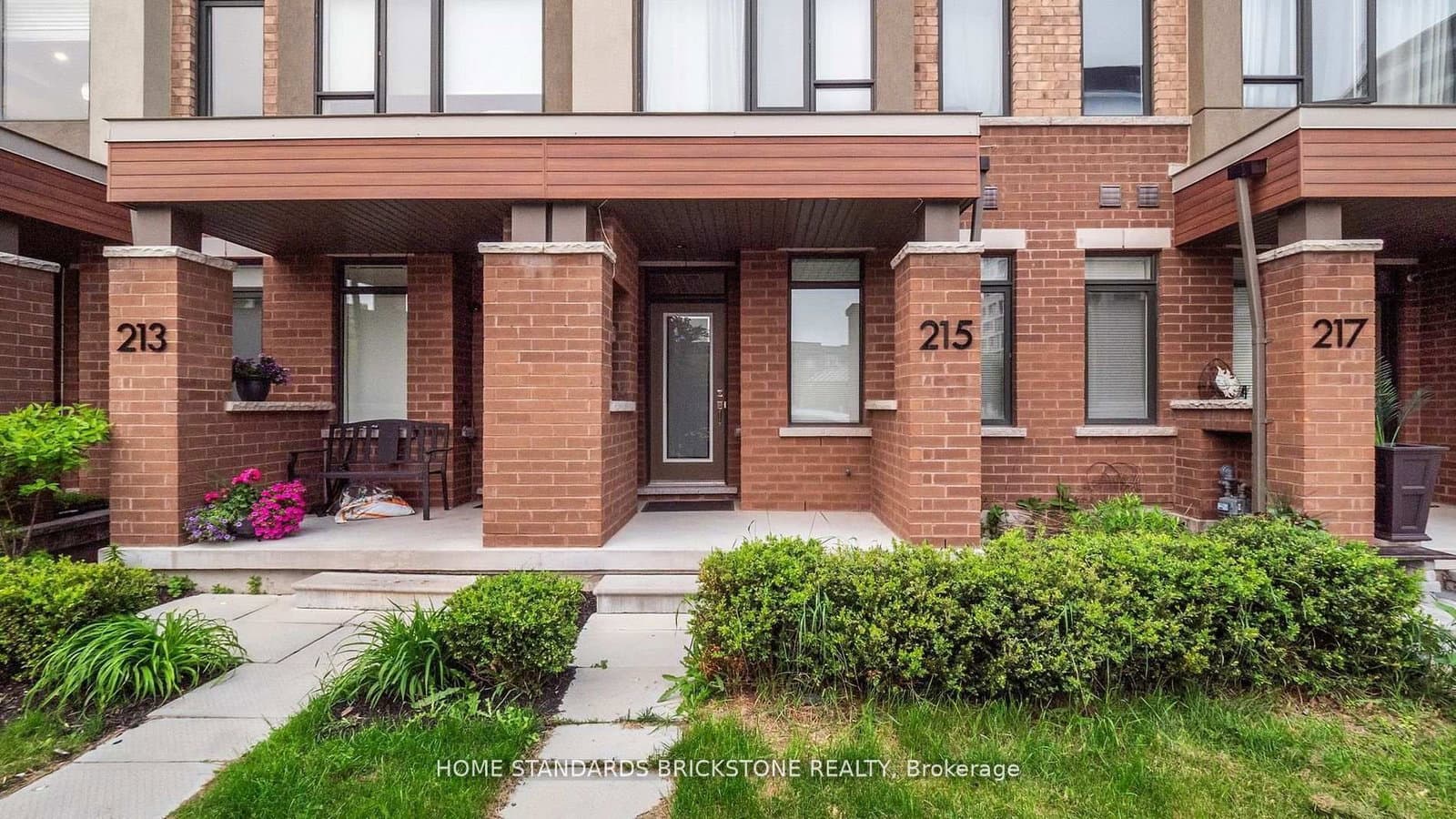 215 Salterton Circle thumbnail 2