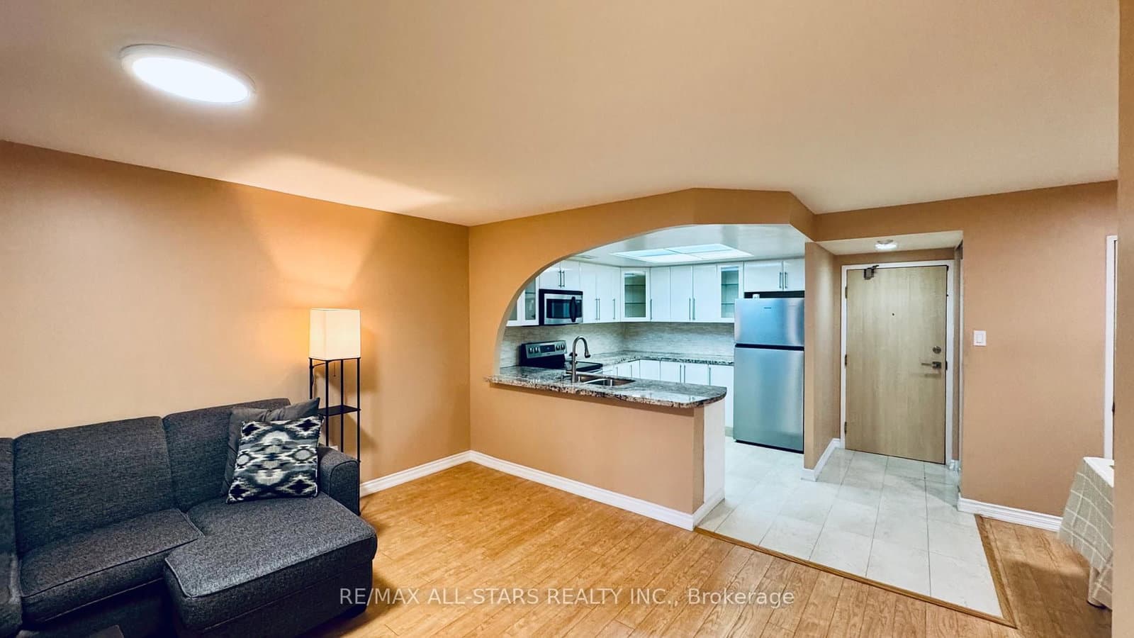 7601 Bathurst Street, Unit 402 thumbnail 14