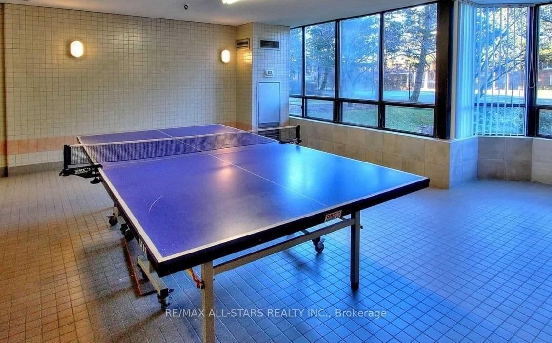 7601 Bathurst Street, Unit 402 thumbnail 21
