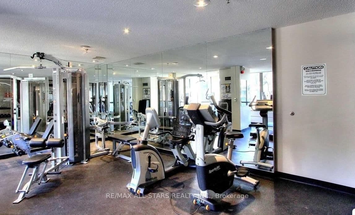 7601 Bathurst Street, Unit 402 thumbnail 23