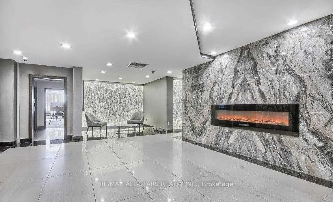 7601 Bathurst Street, Unit 402 thumbnail 27