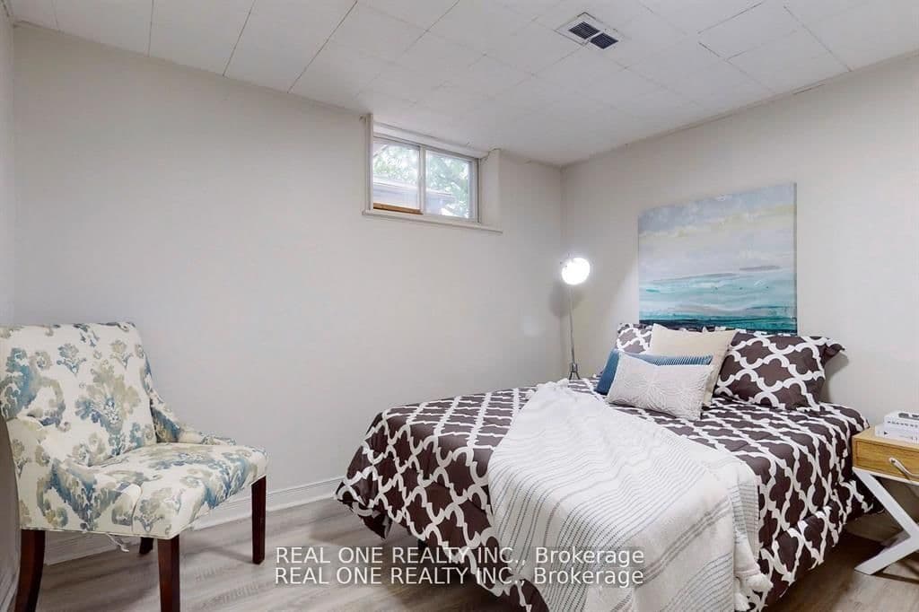 105 ( basement  Aurora Heights Drive thumbnail 7