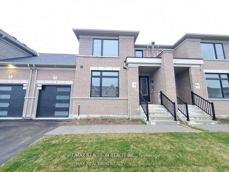 7 Mayapple Street