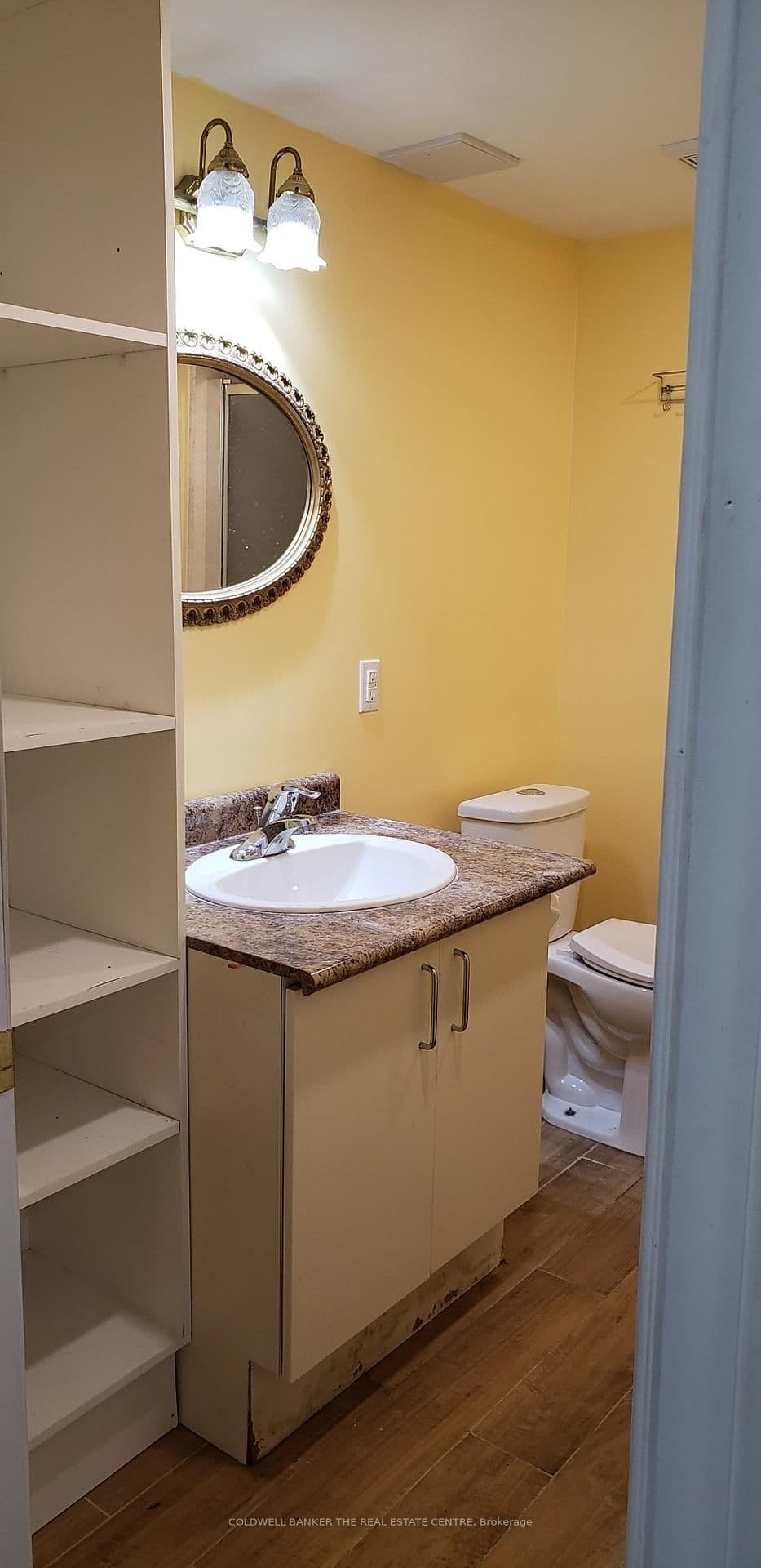 53 Meadowview Avenue, Unit Basement thumbnail 10