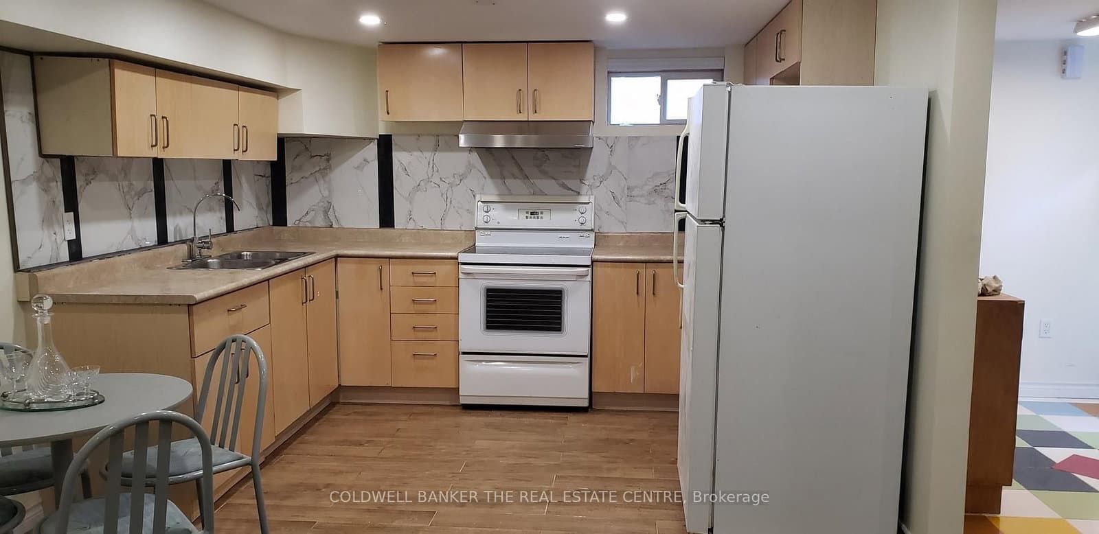 53 Meadowview Avenue, Unit Basement thumbnail 4