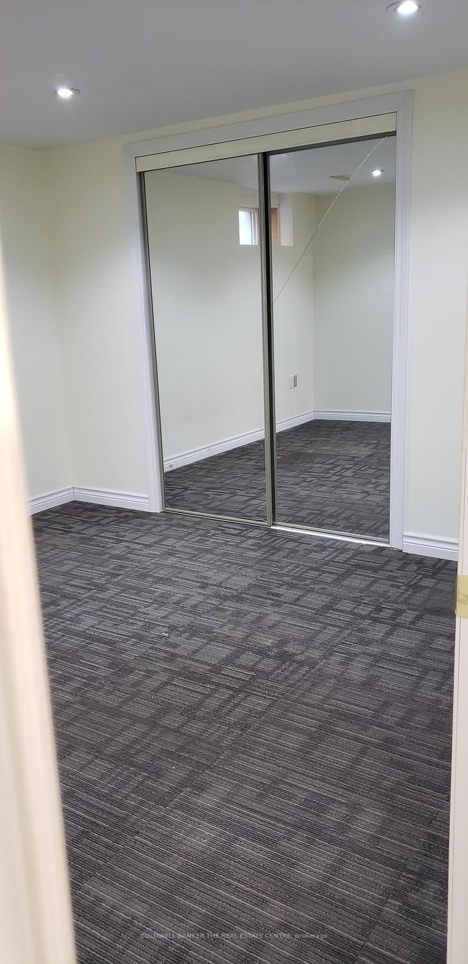 53 Meadowview Avenue, Unit Basement thumbnail 7