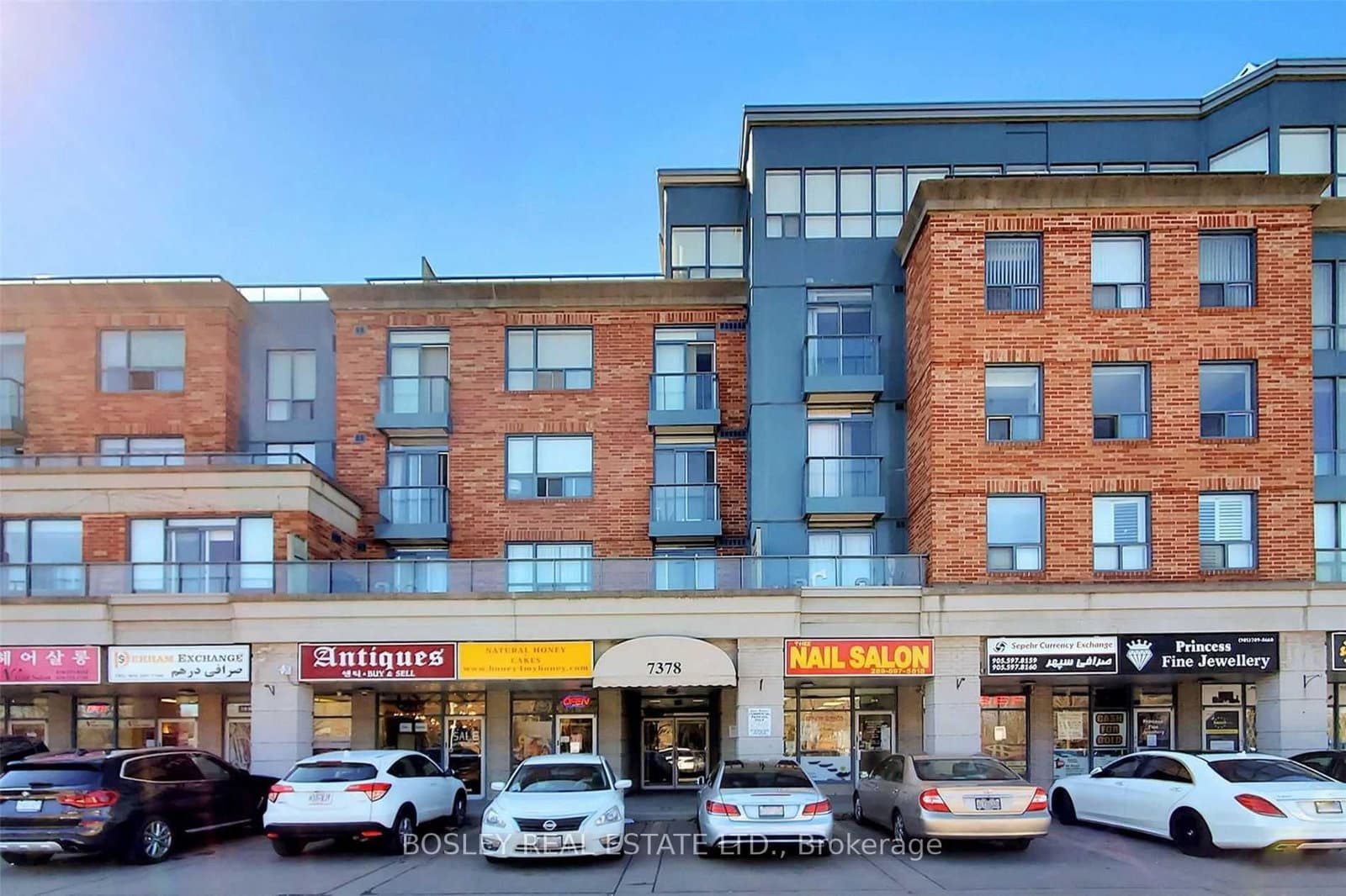 #308 - 7378 Yonge Street