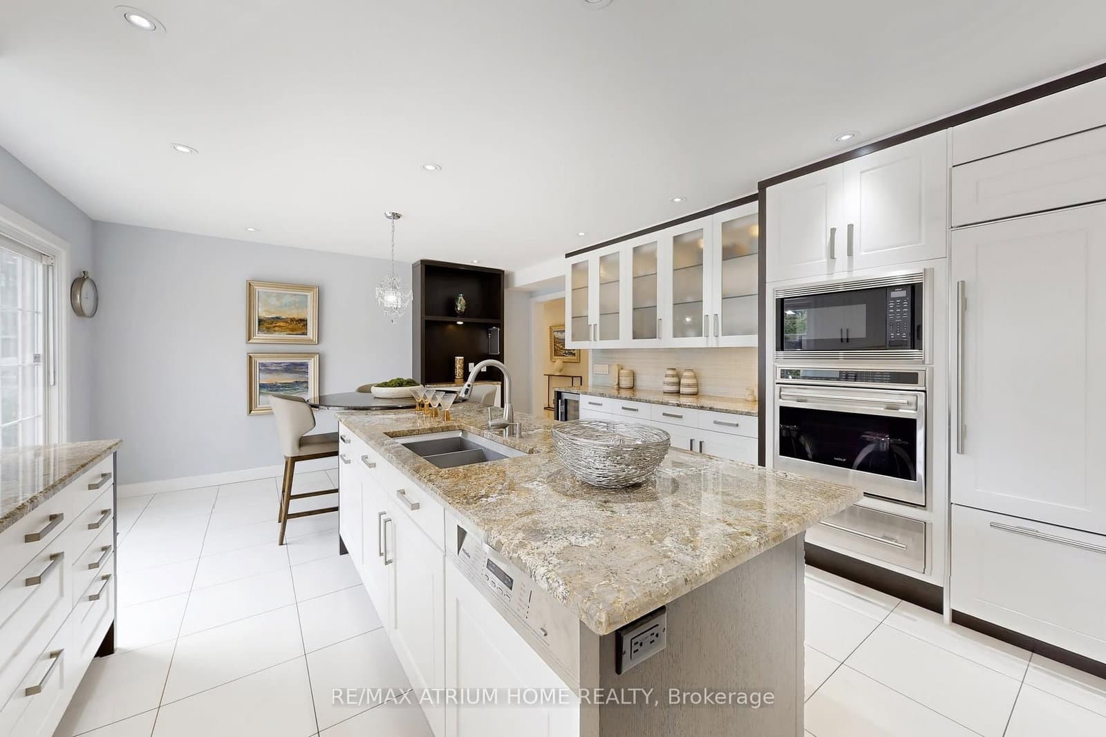 19 Limcombe Drive thumbnail 15
