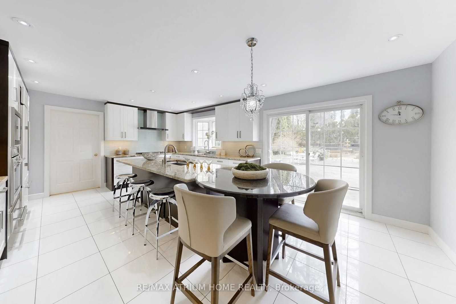 19 Limcombe Drive thumbnail 16