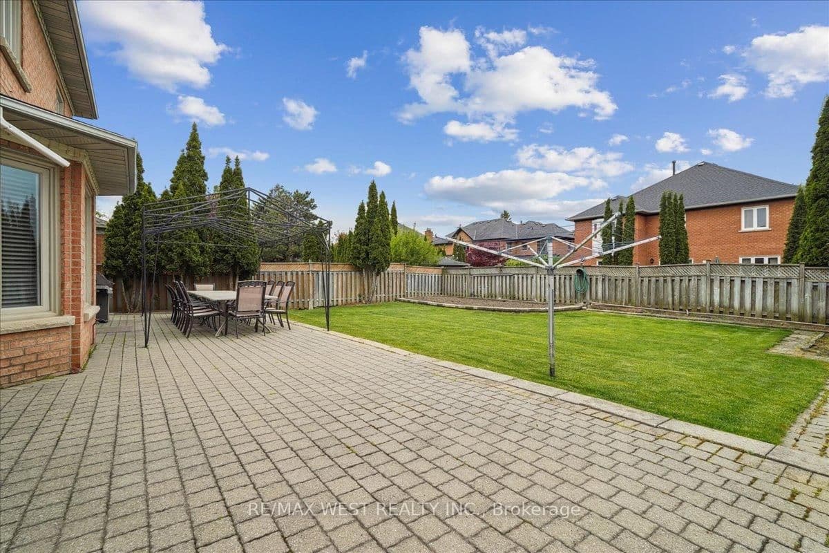 15 Brownlee Avenue thumbnail 26