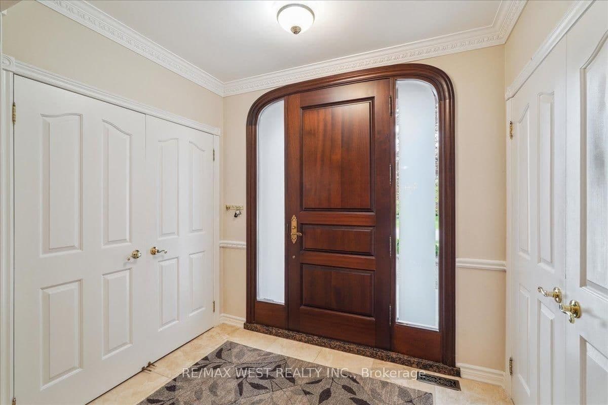 15 Brownlee Avenue thumbnail 4