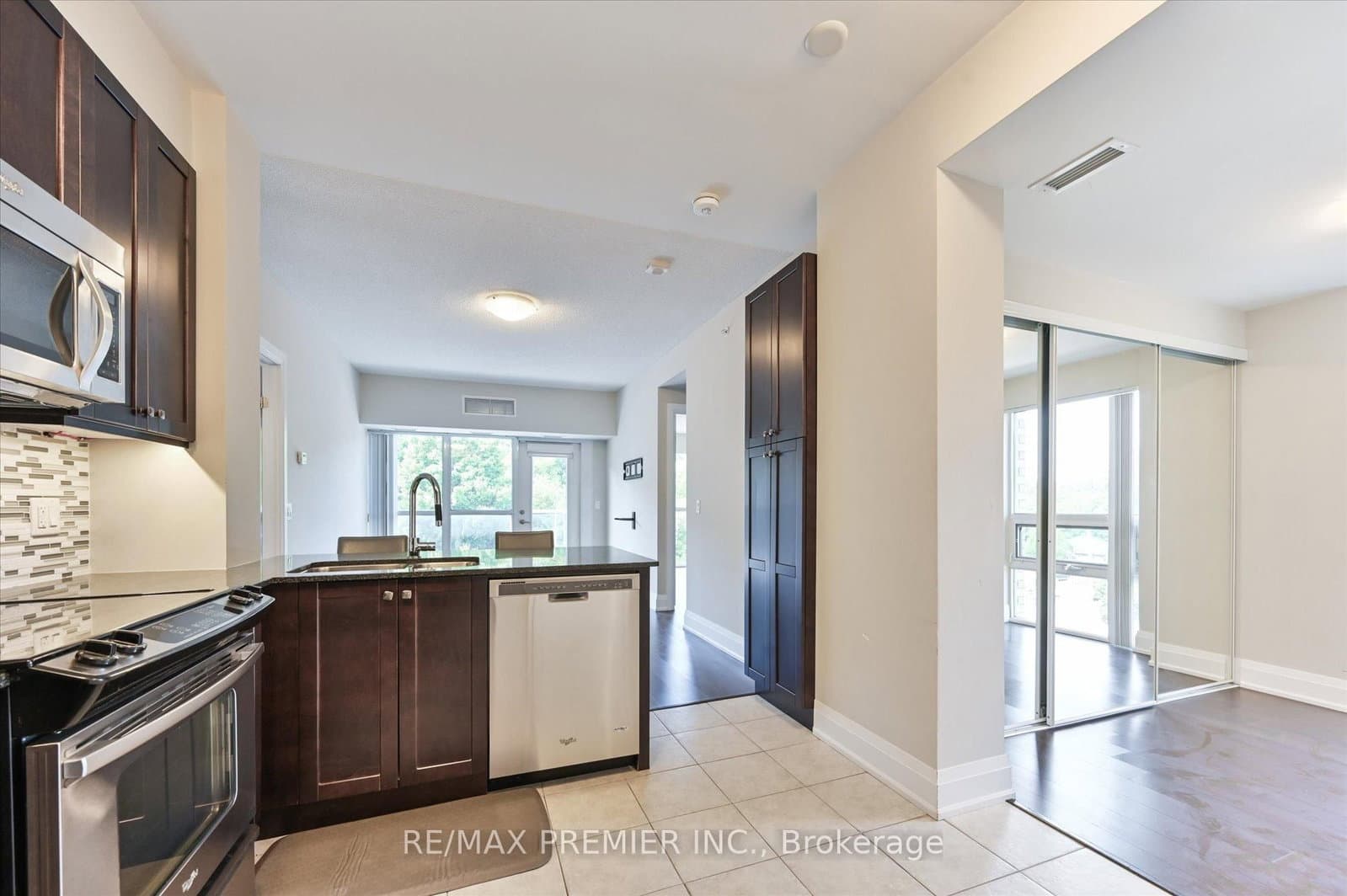 8302 Islington Avenue, Unit 517 thumbnail 14