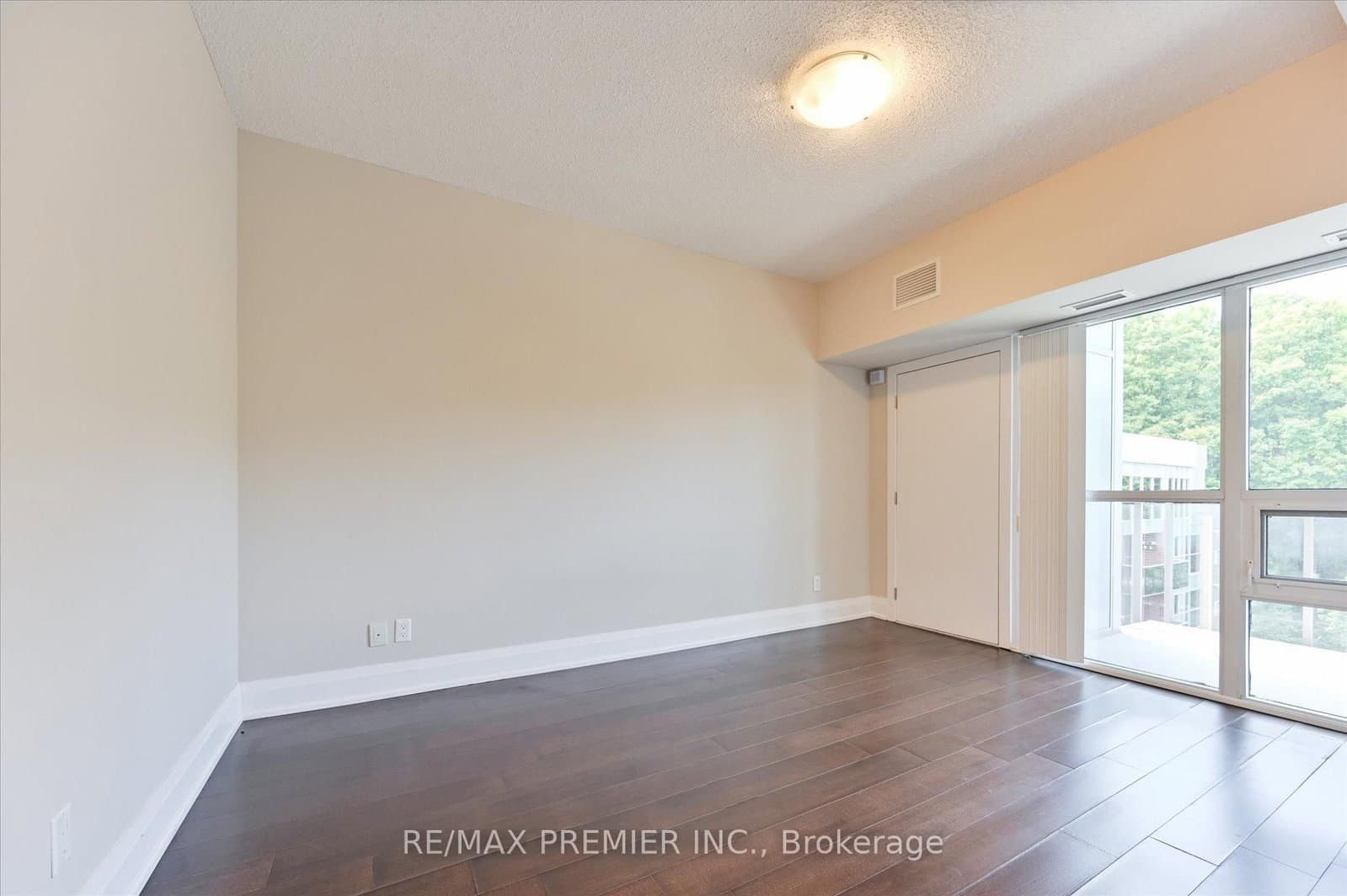 8302 Islington Avenue, Unit 517 thumbnail 17
